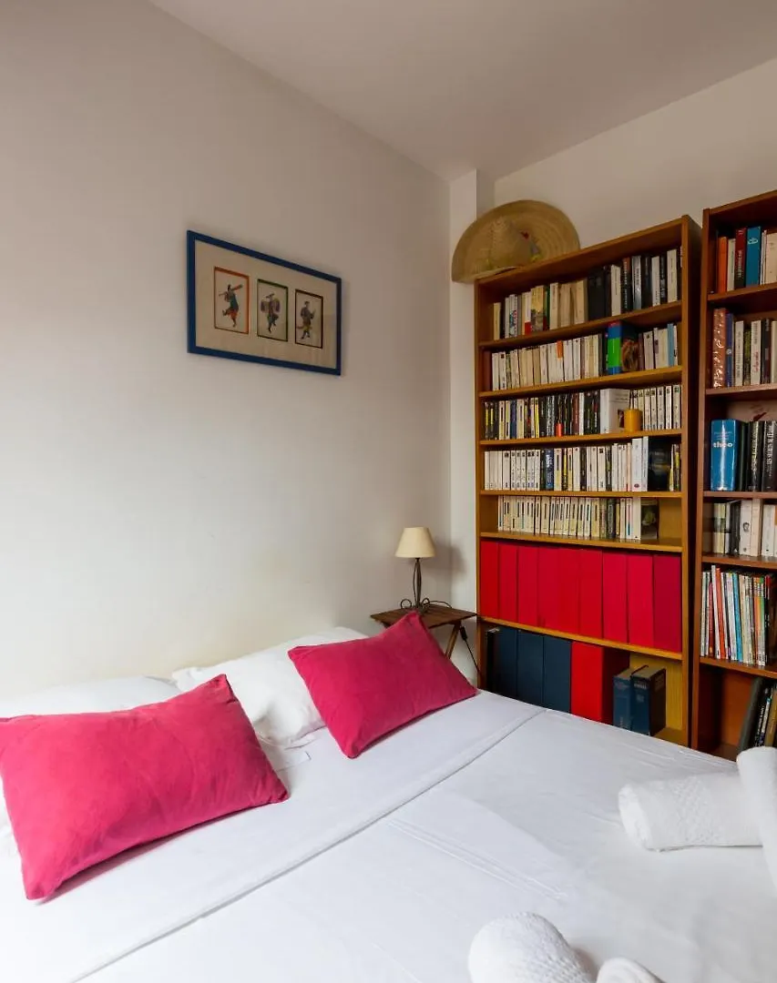 Veeve - Views To The Eighth Apartment Paris