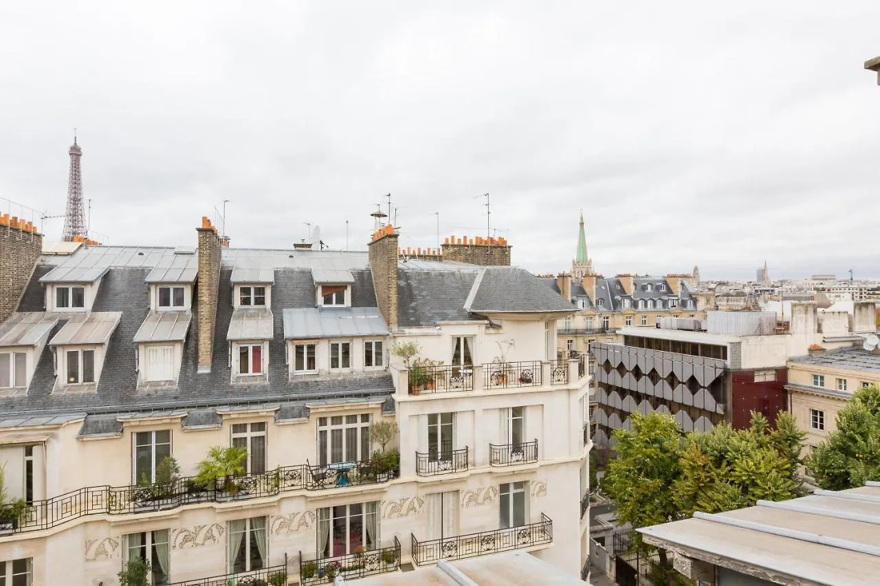 Veeve - Views To The Eighth Apartment Paris 0*,  France